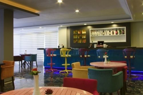 Vela Hotel All Inclusive 말마리스 외부 사진