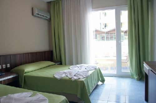 Vela Hotel All Inclusive 말마리스 외부 사진