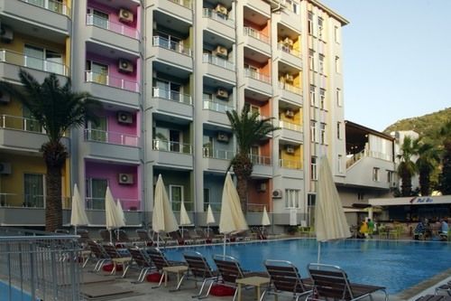 Vela Hotel All Inclusive 말마리스 외부 사진