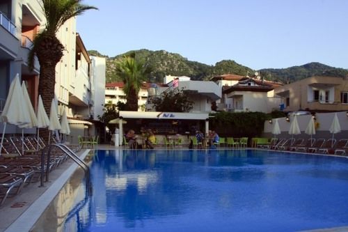 Vela Hotel All Inclusive 말마리스 외부 사진